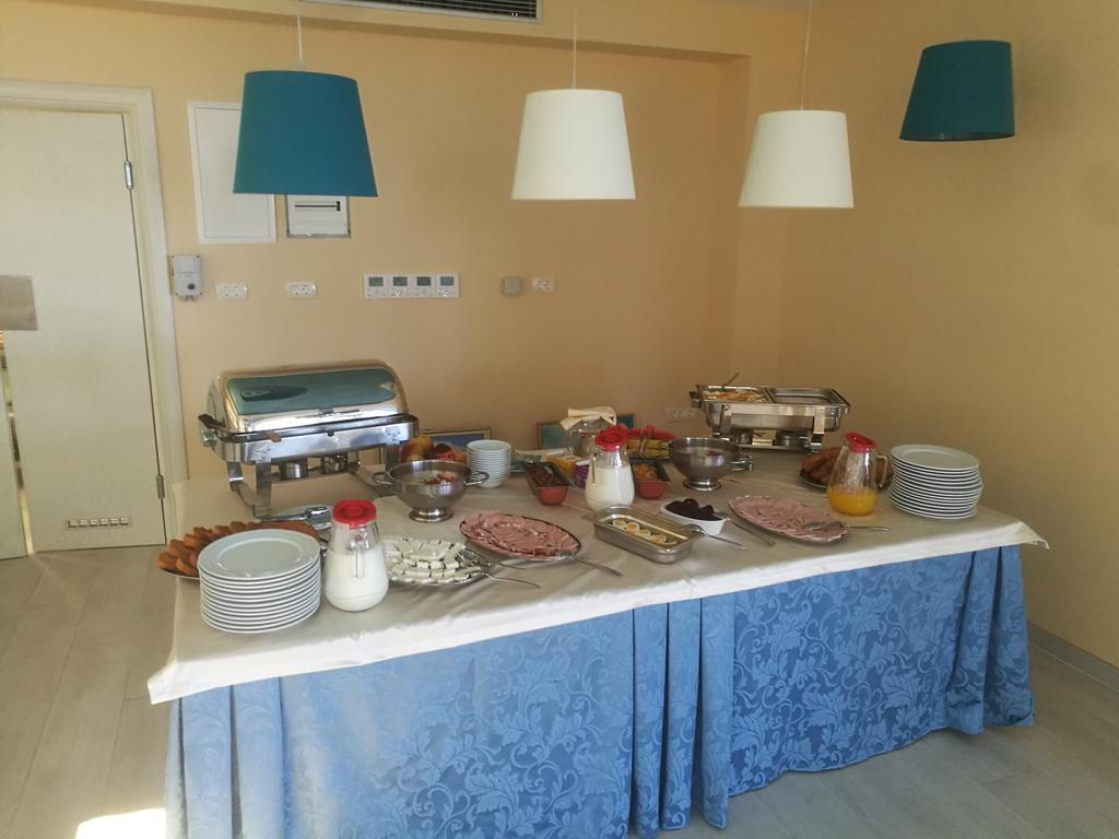 Apartments Drobni Pijesak Petrovac Екстериор снимка